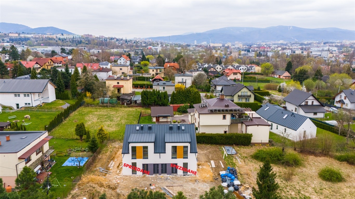 Bielsko-Biała, Komorowice Krakowskie